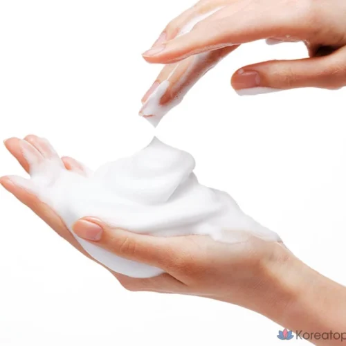 AESTURA Atobarrier 365 Gentle Foaming Cleanser